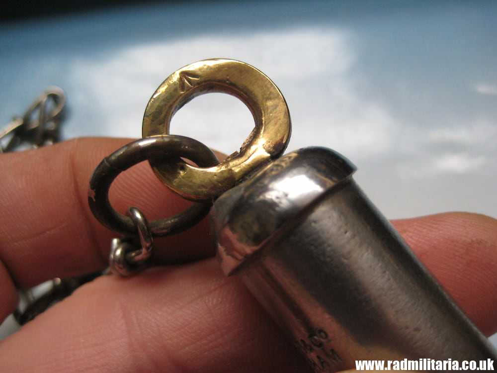 & WW1 original British MILITARY WHISTLE with date 1918 and metal chain: J. HUDSON & Co BIRMINGHAM. - Image 8