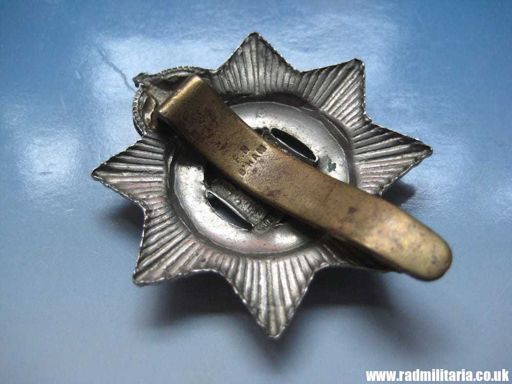 & WW1 original British CAP BADGE - Devonshire Regiment, maker: F.N B'HAM. - Image 4