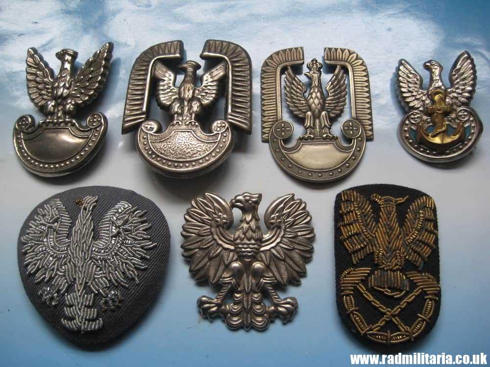 & post WW2 Polish EAGLE BADGES - Cap badges SET OF 7 - Genuine !! - Image 4