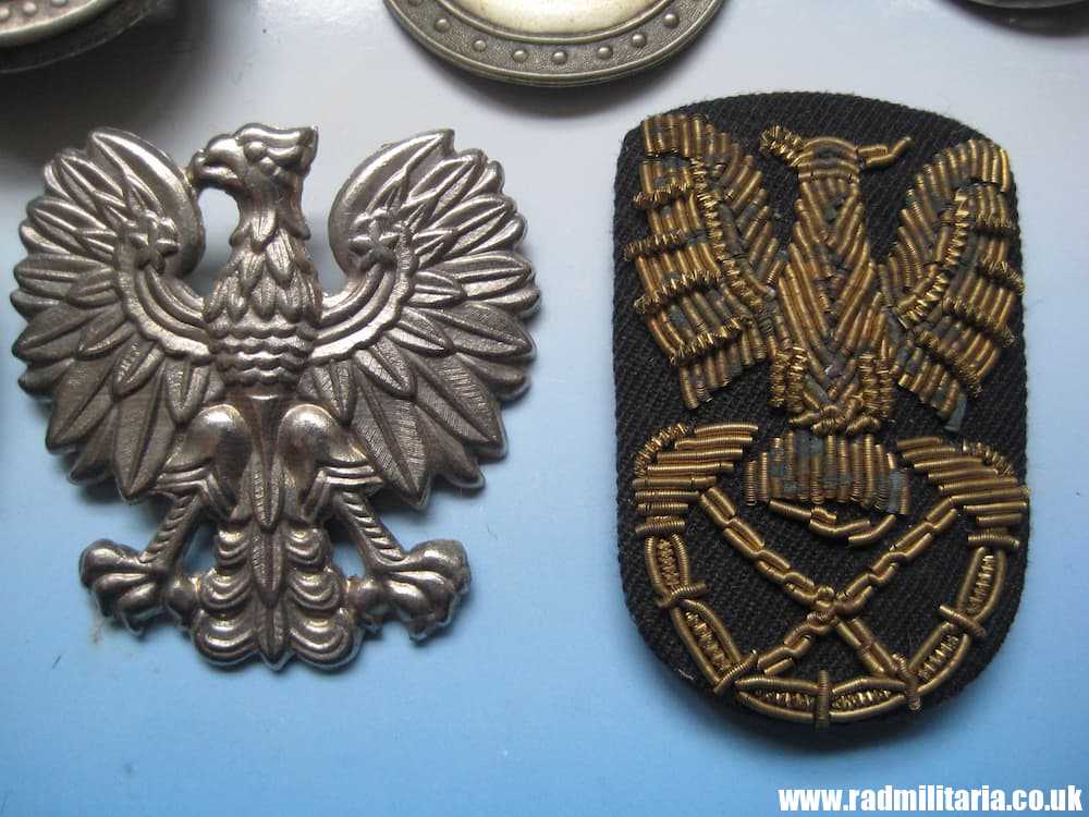 & post WW2 Polish EAGLE BADGES - Cap badges SET OF 7 - Genuine !! - Image 9