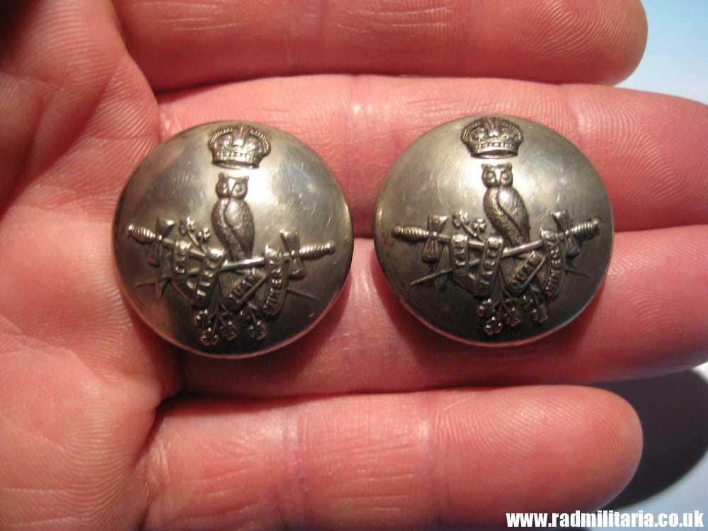 & SET of 2 large size MILITARY BUTTONS - Army Staff College Rare !