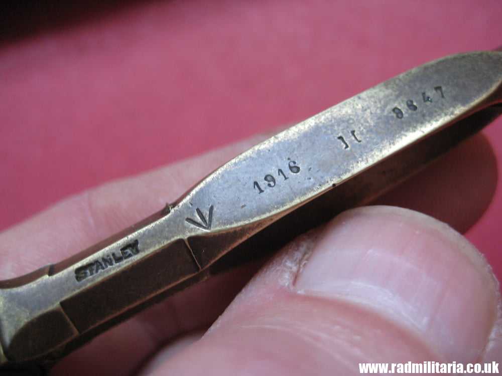 & WW1 original British MILITARY DIVIDERS with date 1916 and Broad Arrow mark, STANLEY. - Image 2