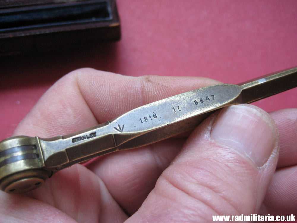 & WW1 original British MILITARY DIVIDERS with date 1916 and Broad Arrow mark, STANLEY. - Image 13