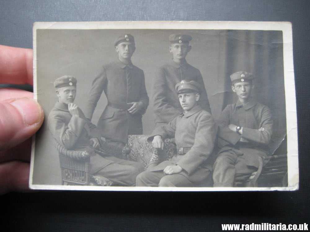 & WW1 original PHOTO with German soldier's - SKULL BADGES on the caps, Freikorps "ENGELHARDT 1919" - Genuine !