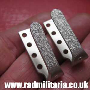 & SET of 2 original WW2 German aluminum UNIFORM BELT HANGERS - RZM M5/75, perfect condition.