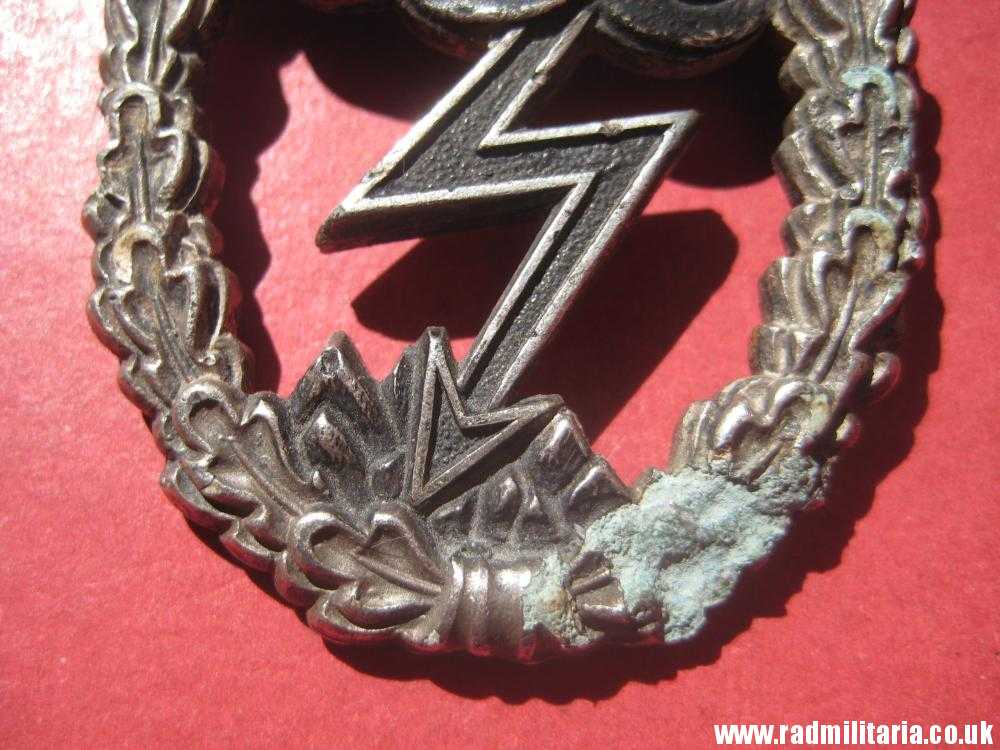 & WW2 original German LUFTWAFFE BADGE - Ground Assault Badge (Erdkampfabzeichen) metal detecting. - Image 4