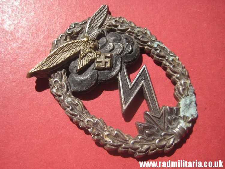 & WW2 original German LUFTWAFFE BADGE - Ground Assault Badge (Erdkampfabzeichen) metal detecting. - Image 7