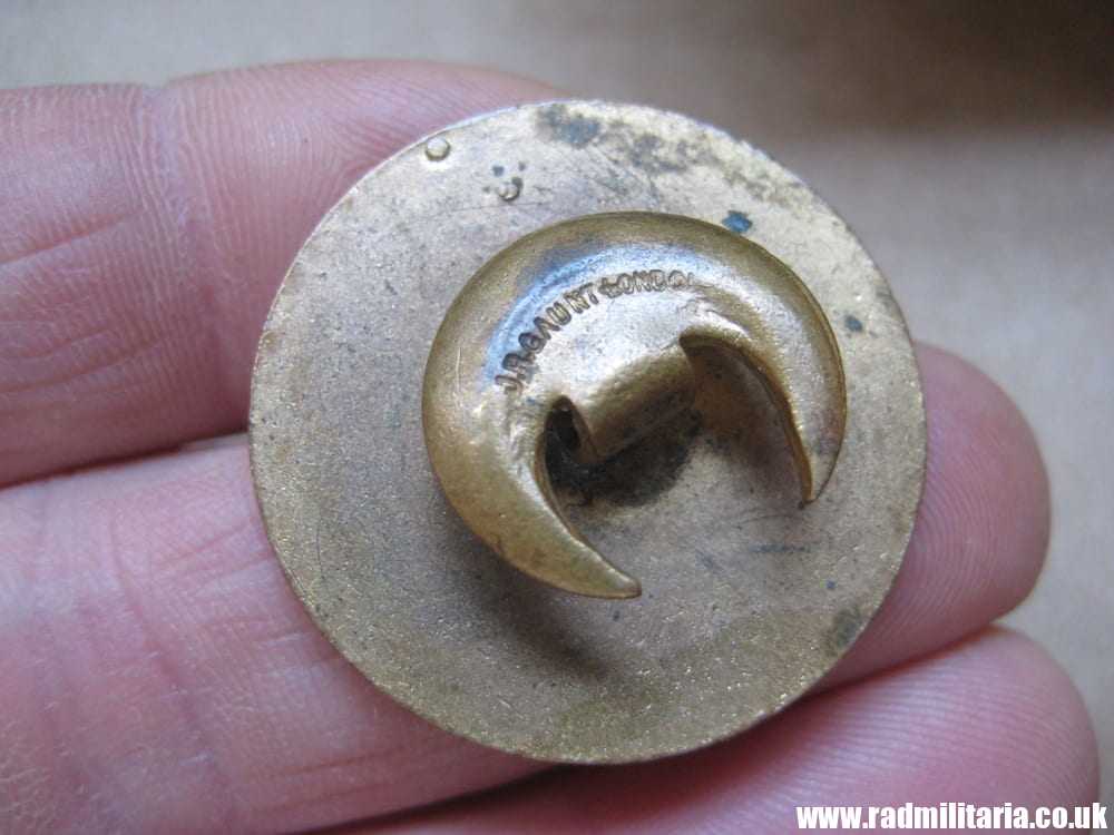 & WW2 H.M. COASTGUARD. Coast Life Saving Corps - original METAL BADGE maker: J.R. Gaunt London - Image 5