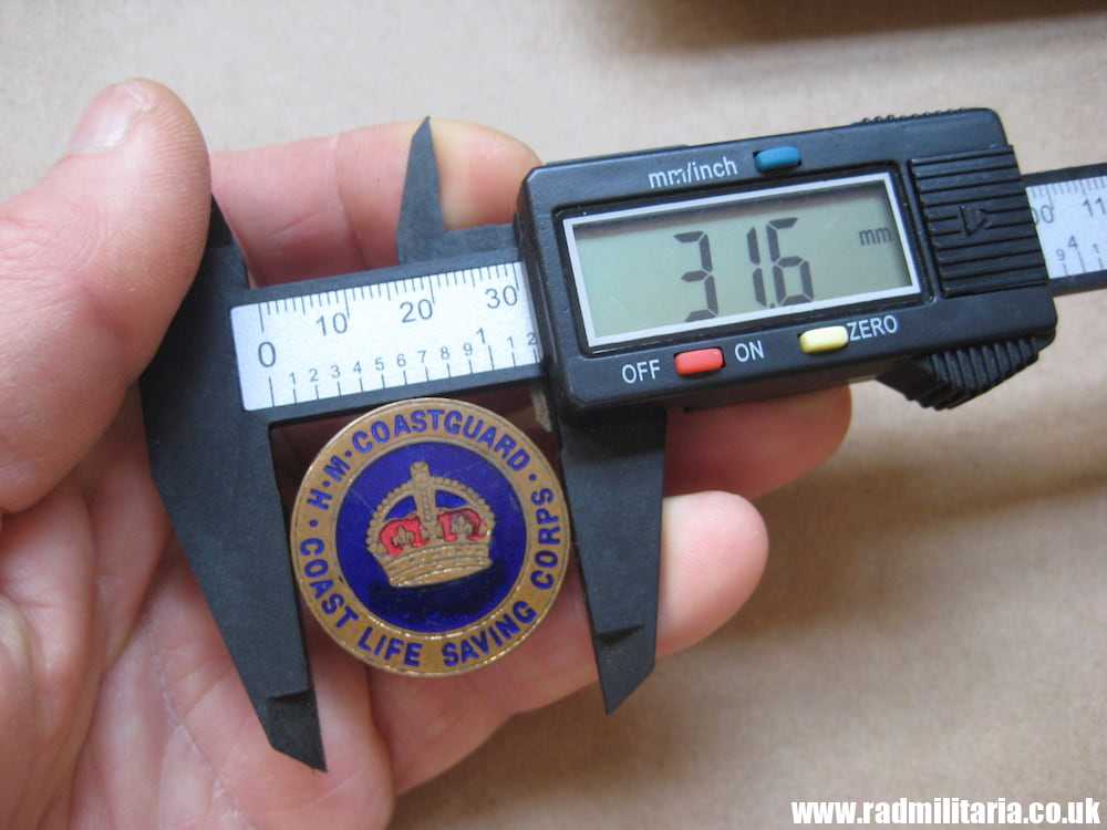 & WW2 H.M. COASTGUARD. Coast Life Saving Corps - original METAL BADGE maker: J.R. Gaunt London - Image 8