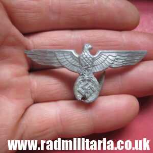 & WW2 original German EAGLE CAP BADGE marked: F&B 1937, aluminum. Metal detecting find