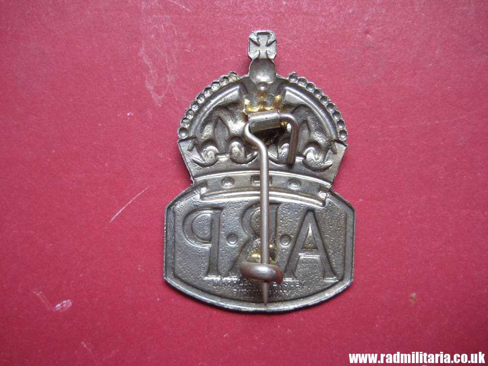 & WW2 British ARP original BADGE for women with maker marks: Marple & Beasley Birmingham. - Image 3