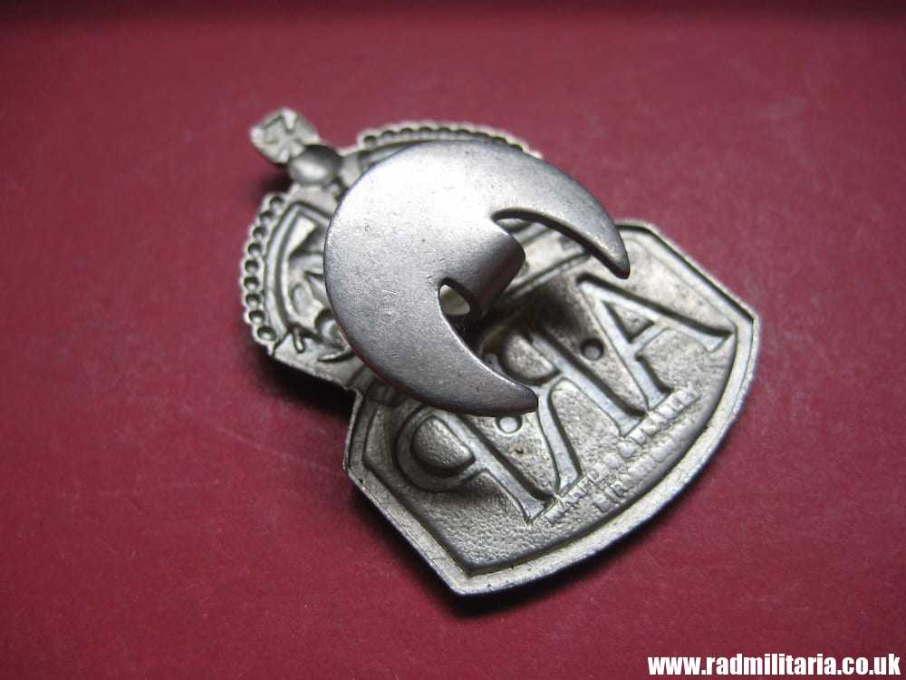 & WW2 British ARP original BADGE for men with maker marks: Marple & Beasley Birmingham. - Image 5