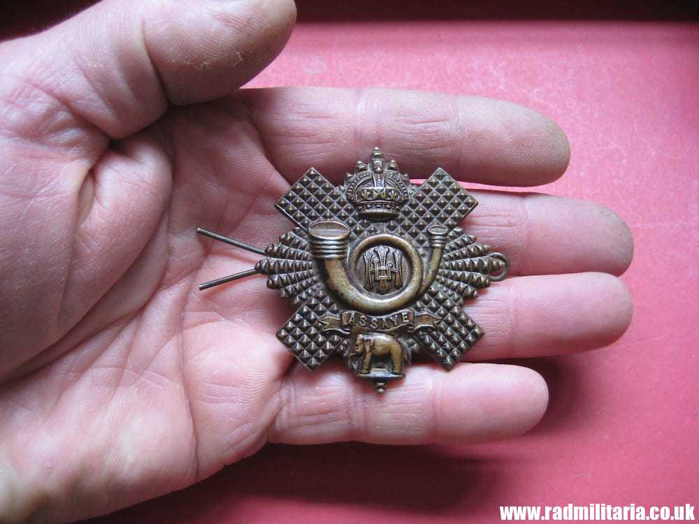 & WW1 British SCOTTISH Highland Light Infantry (City of Glasgow) white metal original BADGE. - Image 6