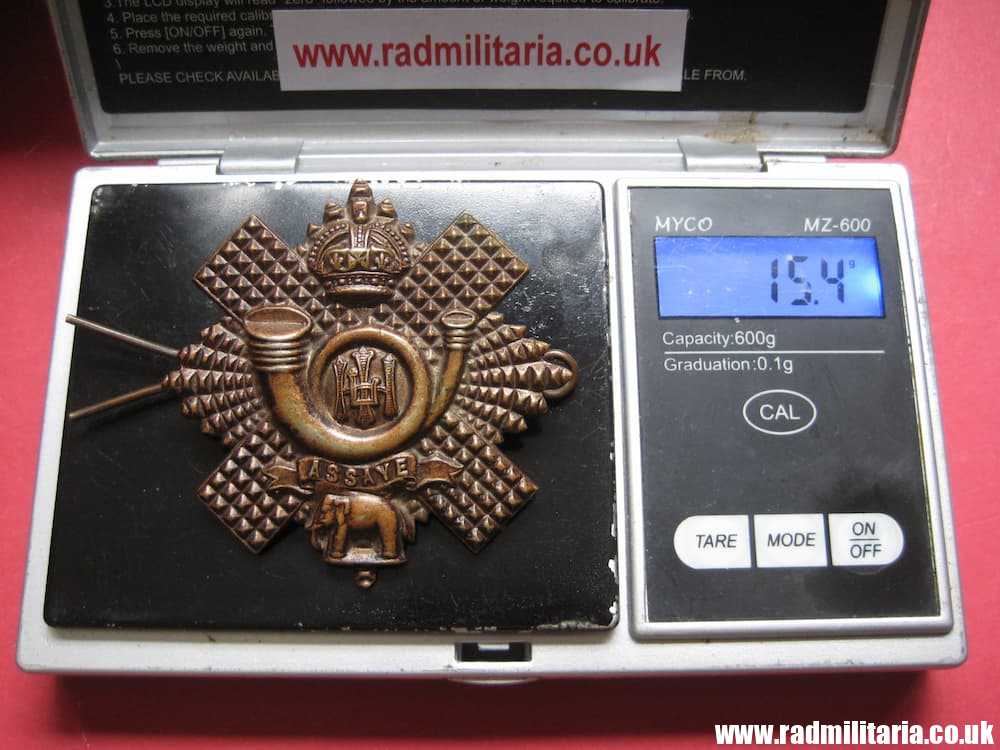 & WW1 British SCOTTISH Highland Light Infantry (City of Glasgow) white metal original BADGE. - Image 9