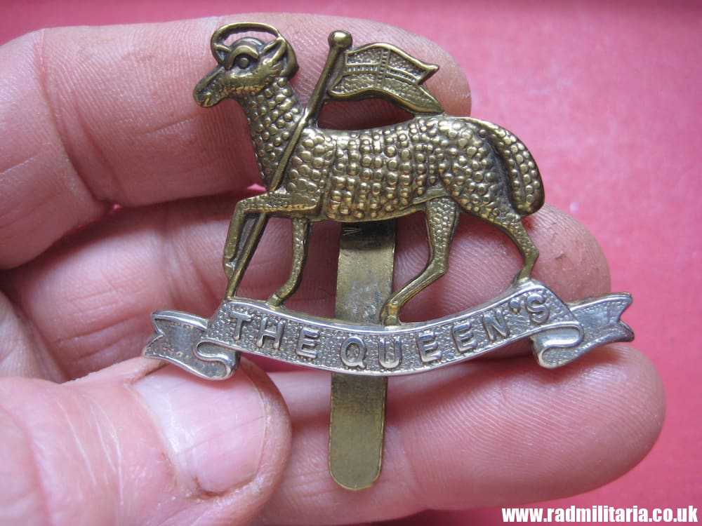 SOLD & WW1 British Regimental badge - CAP BADGE: Queens West Surrey, Queens Royal West Surrey (Queen's)..****.. - Image 3
