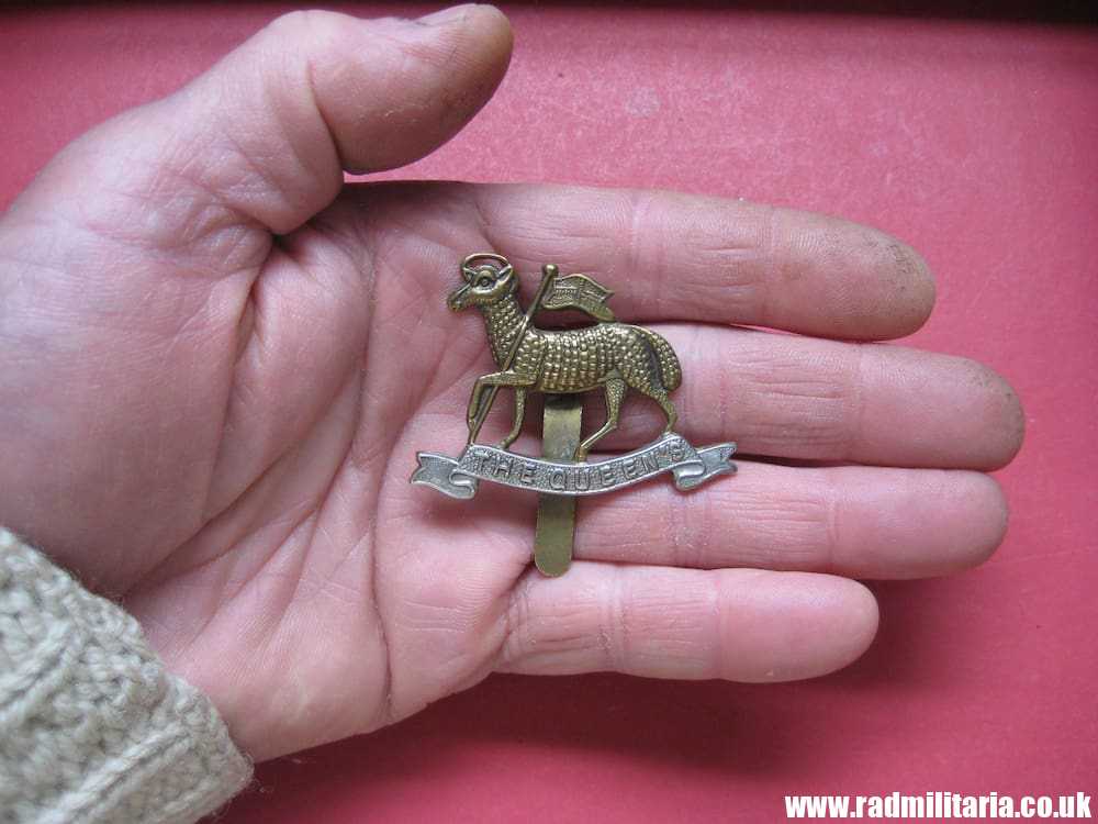 SOLD & WW1 British Regimental badge - CAP BADGE: Queens West Surrey, Queens Royal West Surrey (Queen's)..****.. - Image 10