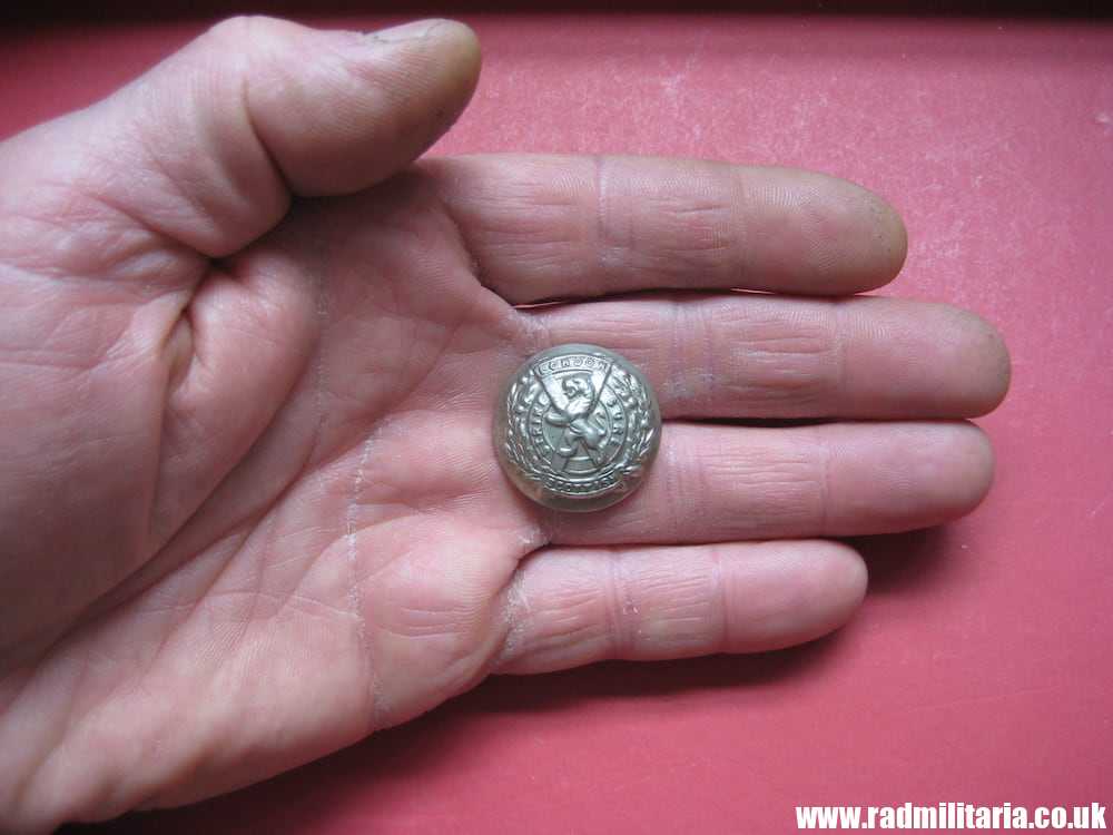 & pre WW1 British London Scottish 14th Battalion, The London Scottish Regiment Tunic Button Victorian..****.. - Image 9
