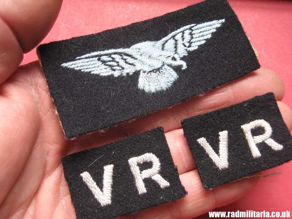 & WW2 Royal Air Force PATCHES - Set of 3: RAF Eagle & VR original patches. - Image 9