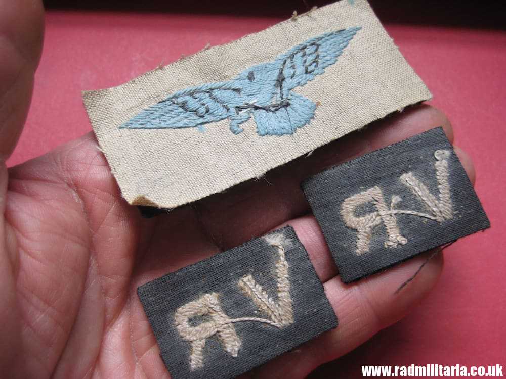 & WW2 Royal Air Force PATCHES - Set of 3: RAF Eagle & VR original patches. - Image 10