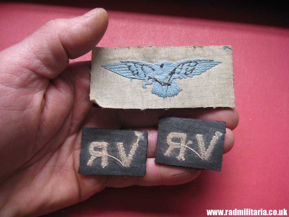 & WW2 Royal Air Force PATCHES - Set of 3: RAF Eagle & VR original patches. - Image 14