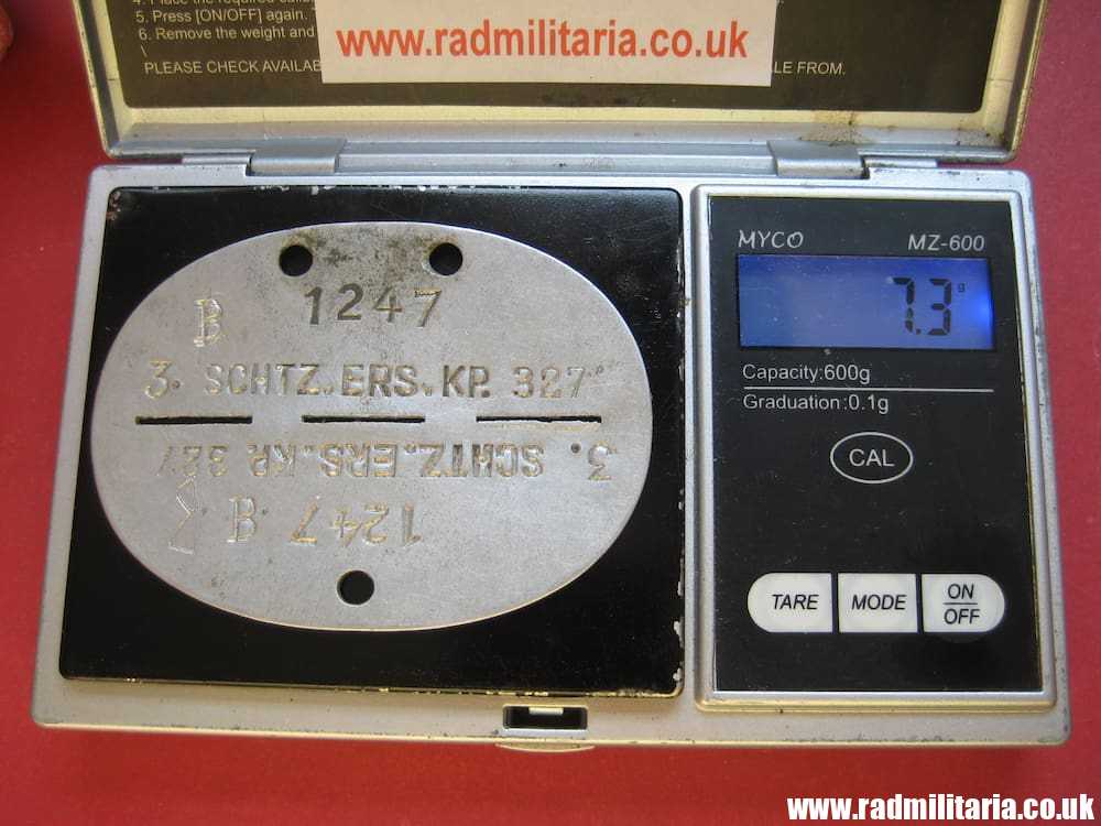 & original German DOG TAG – ID DISC in good condition: 1247 B 3. SCHTZ. ERS. KP. 327 - Image 7