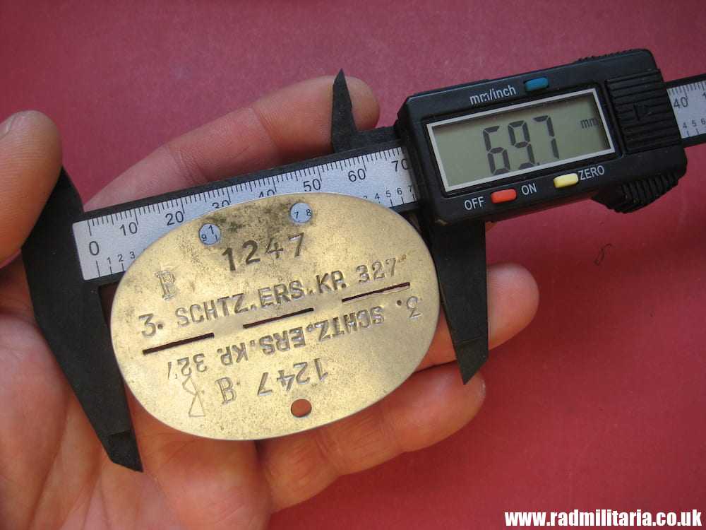 & original German DOG TAG – ID DISC in good condition: 1247 B 3. SCHTZ. ERS. KP. 327 - Image 8
