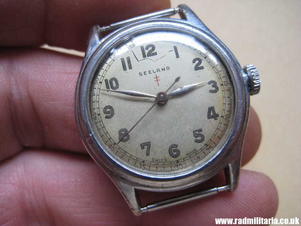 & WW2 military or military style WRIST WATCH in working order, inscription: "Family to JUDAH 28. Oct. 1942"