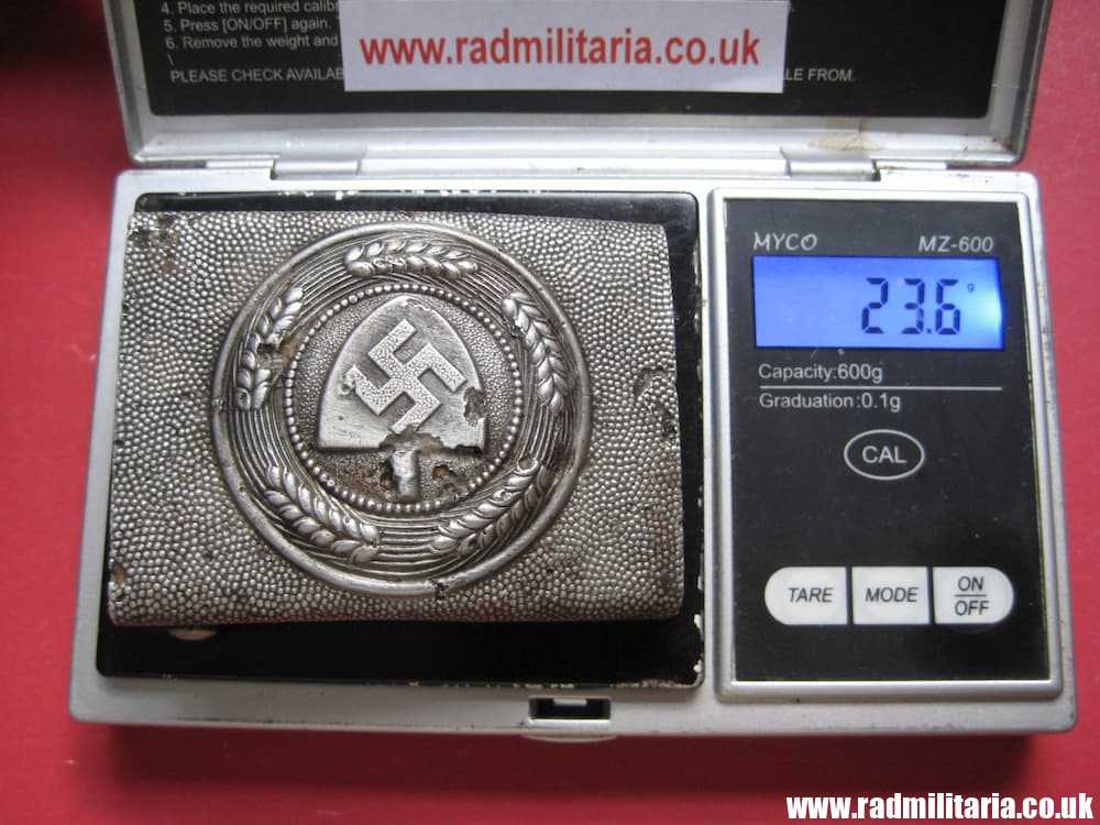 & WW2 original German RAD BELT BUCKLE made of aluminum, marked: GB 39 maker: Gustav Brehmer - Image 5