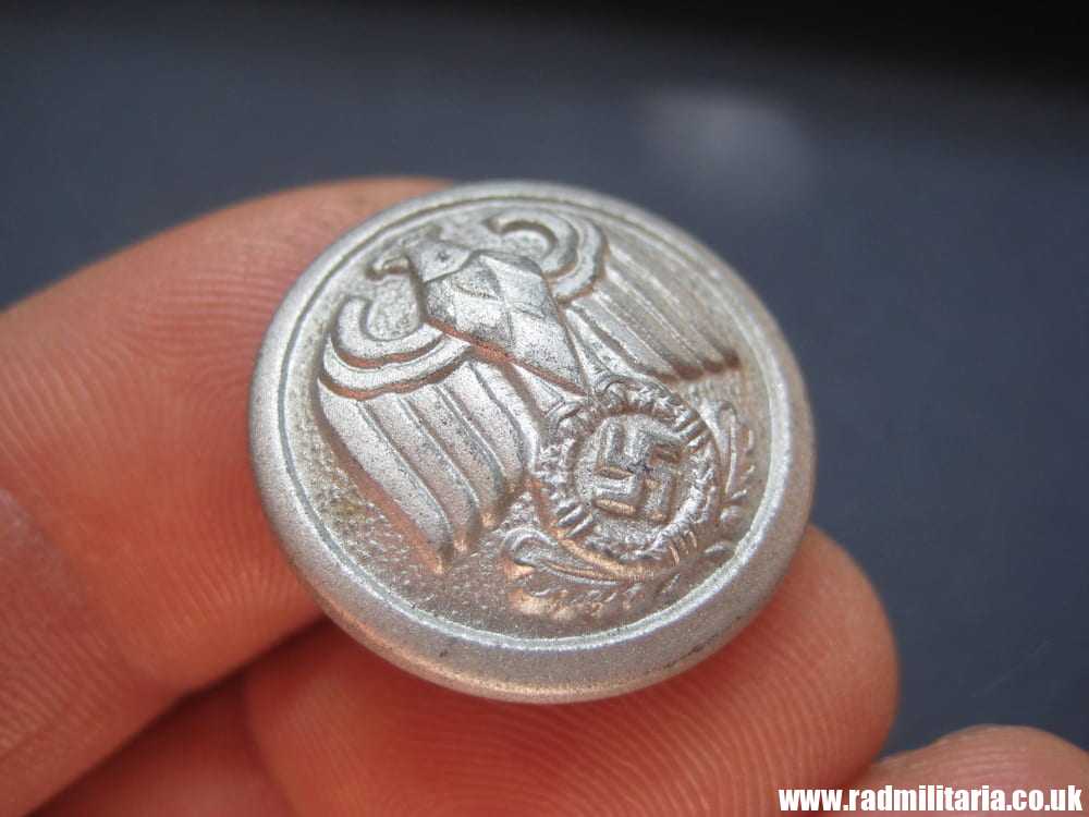 & WW2 original German diplomatic officer's BUTTON marked: "ASSMANN & SOHNE Ludenscheid" - good condition. - Image 4