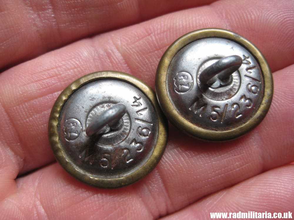 & WW2 PAIR of German NSDAP BUTTONS with eagle, RZM marks: RZM M5/236/14 genuine. - Image 3
