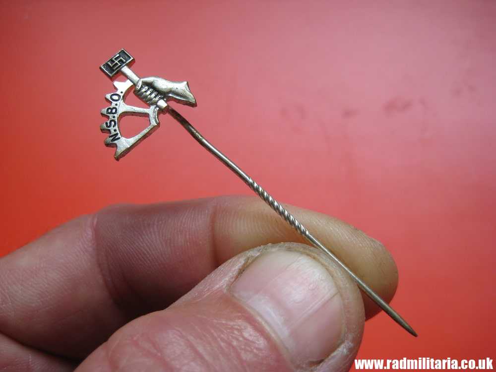& WW2 original German PIN BADGE: NSBO Nationalsozialistische Betriebszellen Organisation (N.S.B.O.) - Image 8