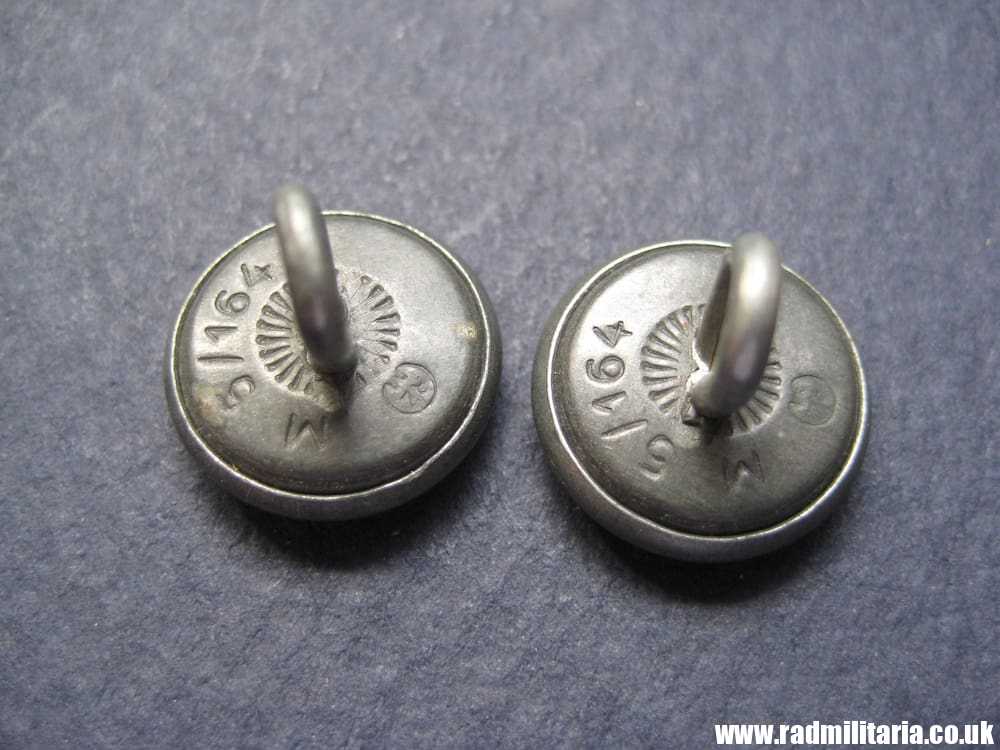 & WW2 SET of 2 German Wehrmacht FIELD CAP BUTTONS marked: RZM M5/164 small size. RARE ! - Image 2