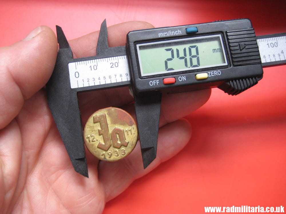 & pre WW2 original German TINNIE Badge: "JA 12.11.1933" A. Hitler election badge. - Image 2