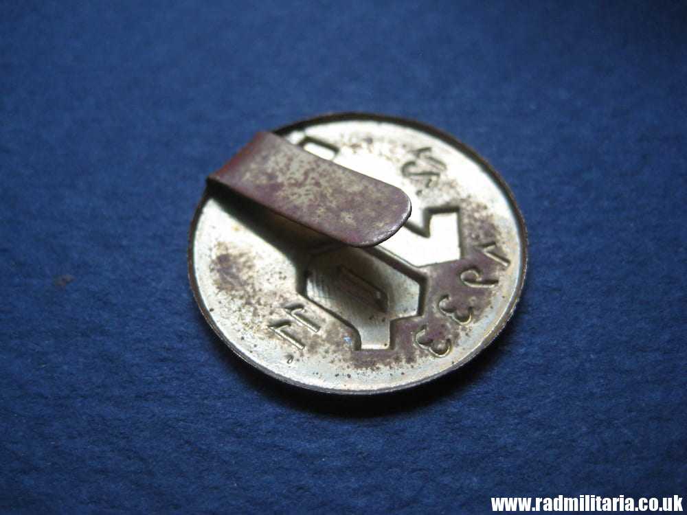 & pre WW2 original German TINNIE Badge: "JA 12.11.1933" A. Hitler election badge. - Image 7