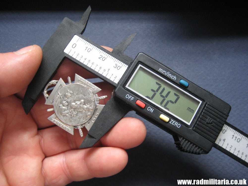 & WW1 original French CROSS BADGE with date 25-26.12.1915 JOURNEE DU POILU - genuine. - Image 11