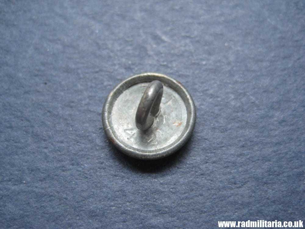 & WW2 German Wehrmacht FIELD CAP BUTTON marked: BJ 42 smallest size. RARE ! - Image 2