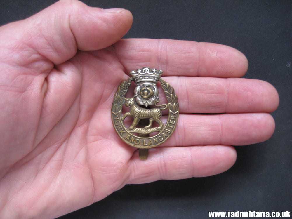 & WW1 British Regimental badge - CAP BADGE: York and Lancaster Regiment. - Image 8