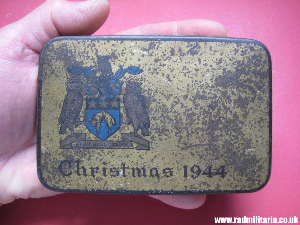 & WW1 original British TIN - CHRISTMAS 1944 in used condition. - Image 7