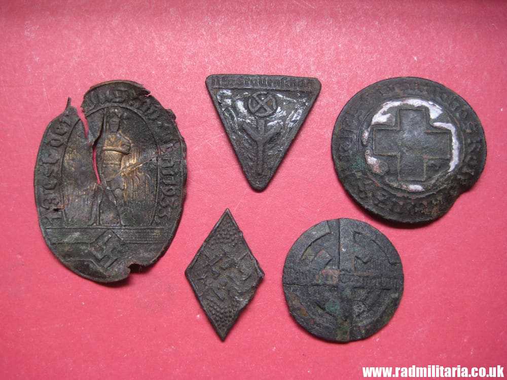 & WW2 small nazi GERMAN BADGES in poor condition - SET OF 5 metal detecting find. - Image 2