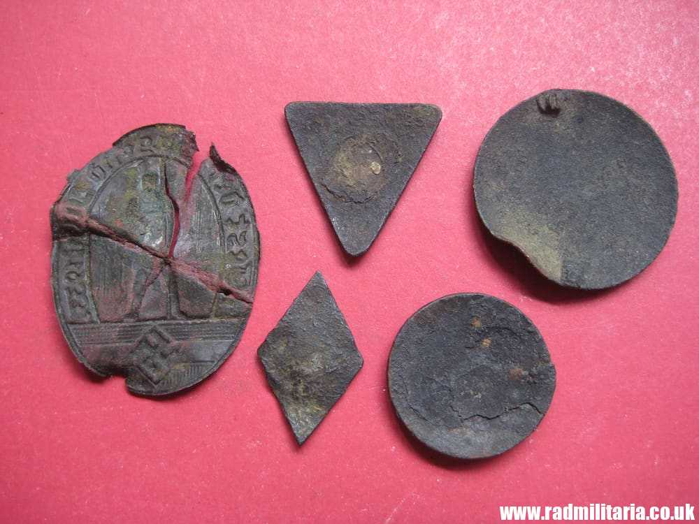 & WW2 small nazi GERMAN BADGES in poor condition - SET OF 5 metal detecting find. - Image 3