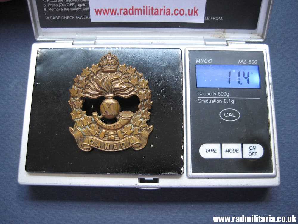 & WW1 original XI Battalion CANADA CAP BADGE, rare - genuine ! - Image 11