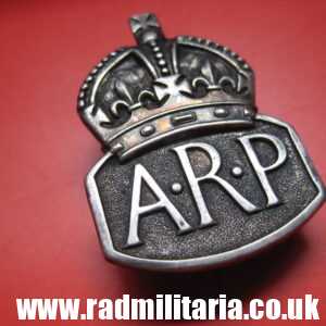 & WW2 British ARP original BADGE for women with no maker marks.