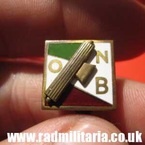 & WW2 original ITALIAN YOUTH Fascist ENAMEL BADGE - ONB: Opera Nationale Balilla, maker: S. Johnson Milano