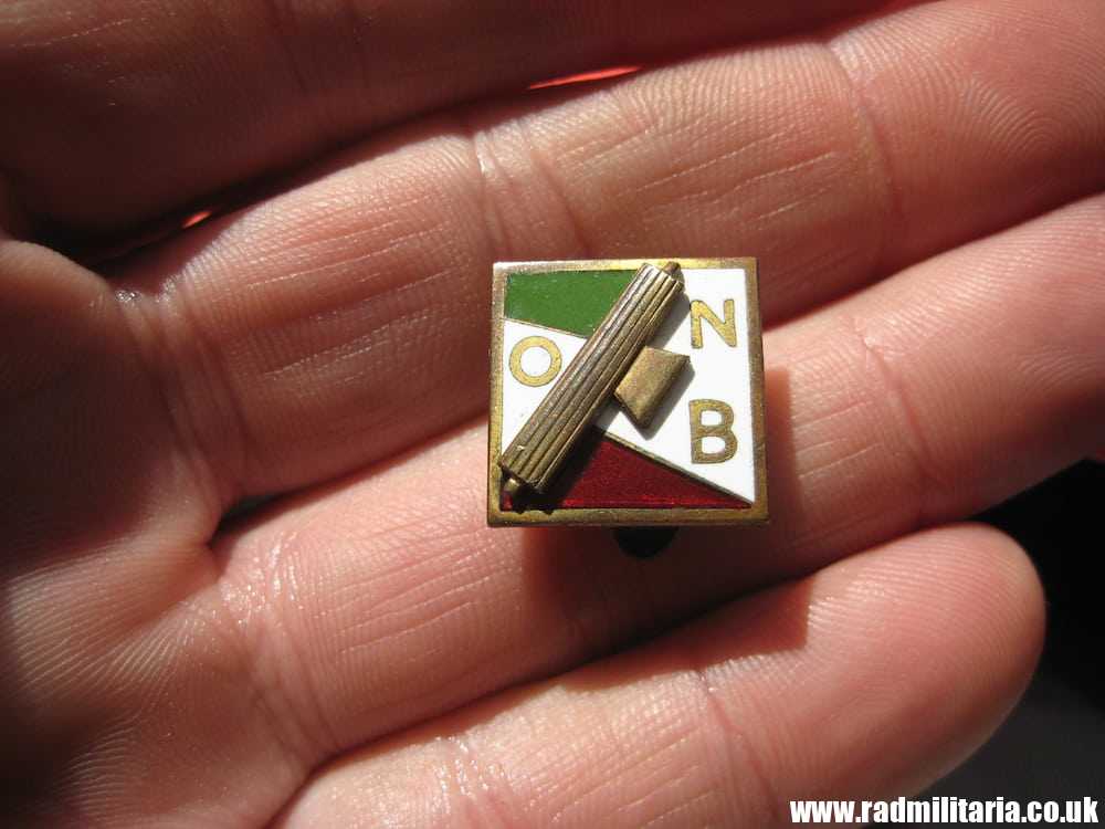 & WW2 original ITALIAN YOUTH Fascist ENAMEL BADGE - ONB: Opera Nationale Balilla, maker: S. Johnson Milano - Image 10