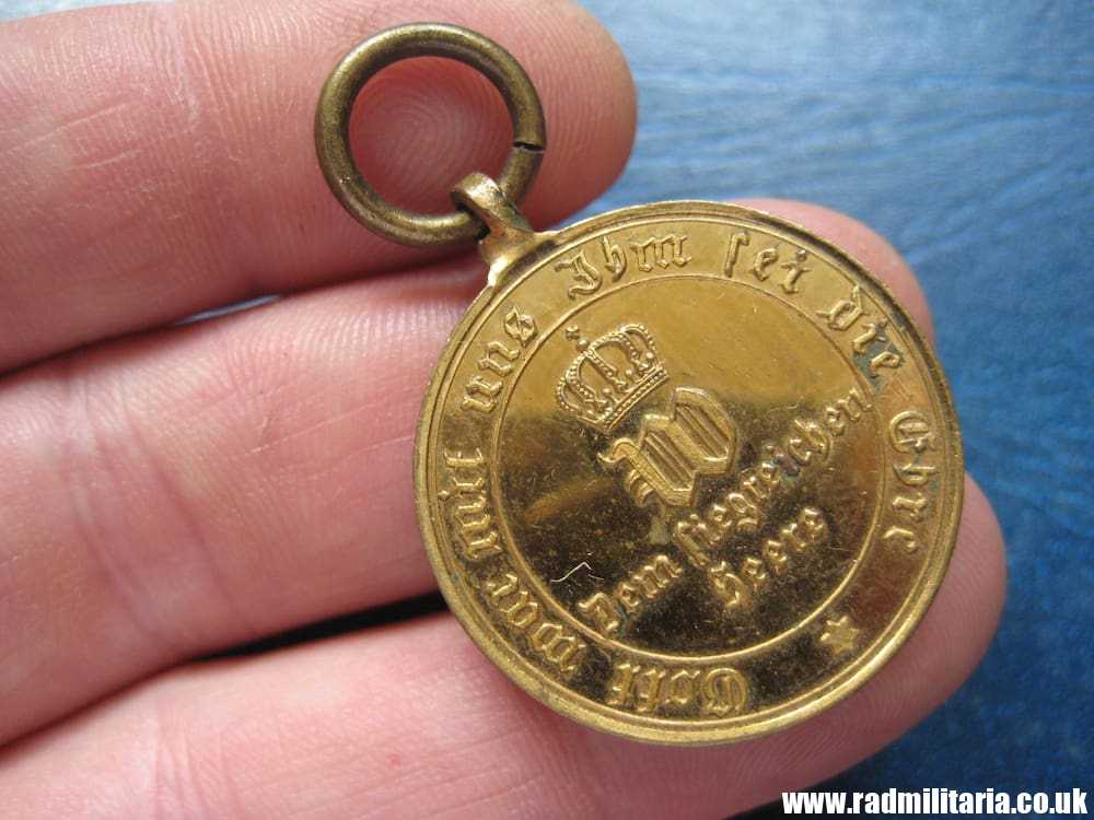 & pre WW1 German gilded MEDAL - Kriegsdenkmunze 1870 - 1871, Prussian Campaign Medal 1870 - 71. - Image 2