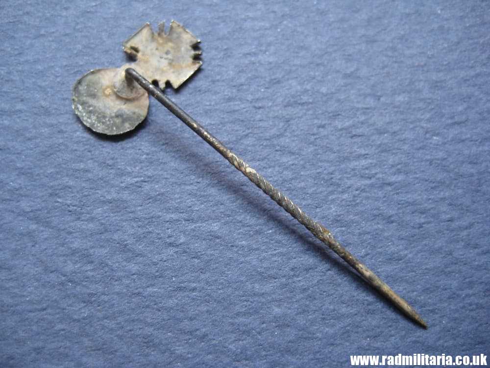 & WW1 miniature German Wound BADGE & Hindenburg CROSS- small pin badge. - Image 12