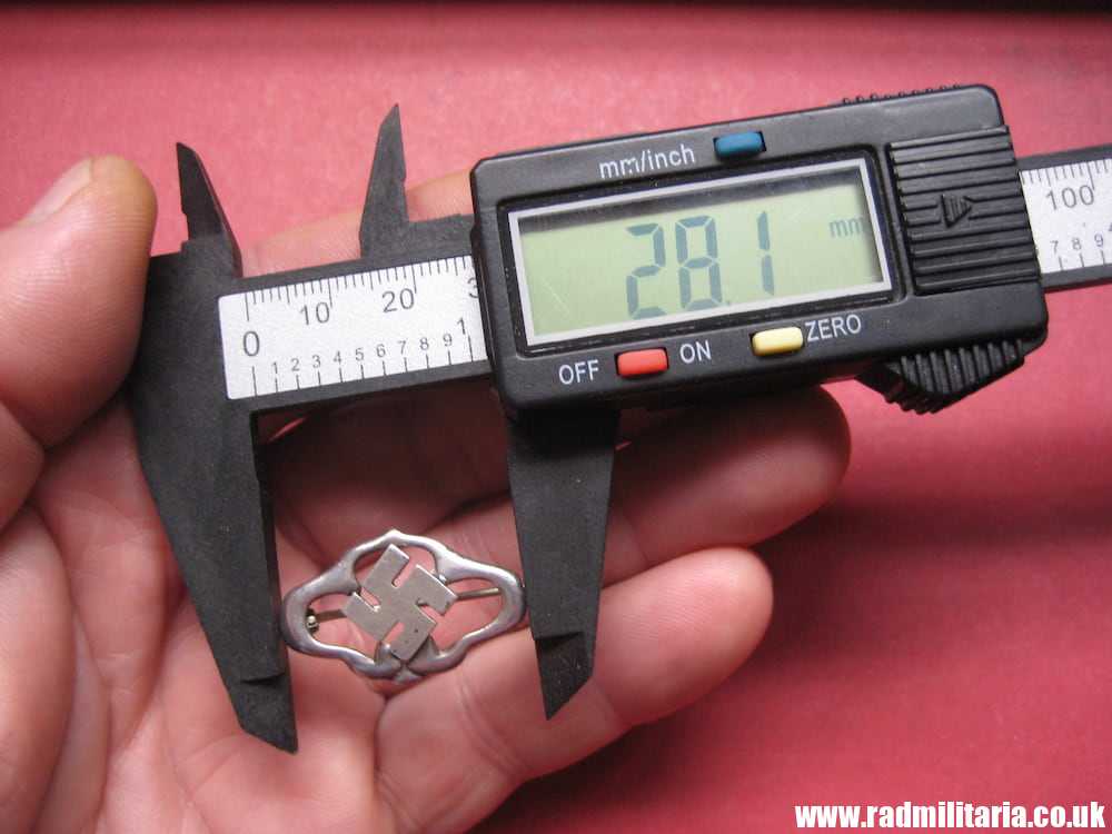 & original solid silver BROCHE BADGE with swastika - British silver marks. - Image 7