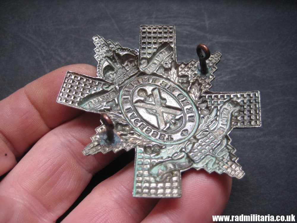 & WW1 or WW2 Scottish badge: HIGHLAND CYCLIST BATTALION T.F. - original Cap Badge - Image 4