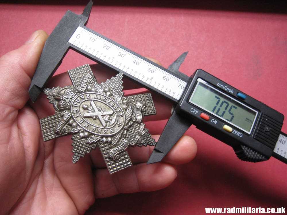 & WW1 or WW2 Scottish badge: HIGHLAND CYCLIST BATTALION T.F. - original Cap Badge - Image 10