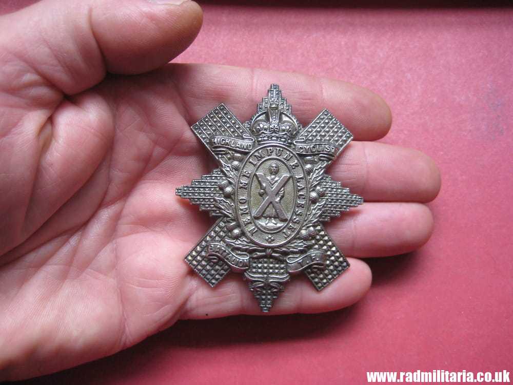 & WW1 or WW2 Scottish badge: HIGHLAND CYCLIST BATTALION T.F. - original Cap Badge - Image 12